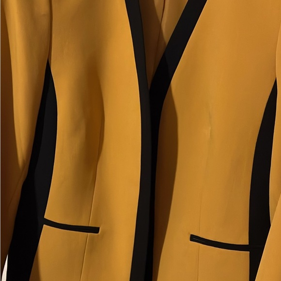 Kasper Jackets & Blazers - Kasper Mustard and Black Women's Blazer